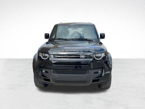 2026 Land Rover Defender P400 X-Dynamic SE