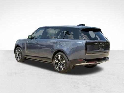 Varesine Blue Metallic 2026 Land Rover Range Rover P530 SE 7 Seat