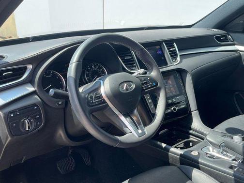 2021 INFINITI QX50 LUXE