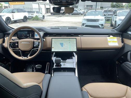 2025 Land Rover Range Rover Sport SE