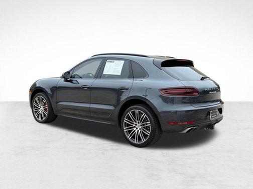 Agate Grey Metallic 2018 Porsche Macan Macan Turbo