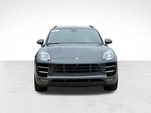 Agate Grey Metallic 2018 Porsche Macan Macan Turbo