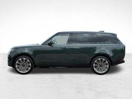 Belgravia Green Metallic 2026 Land Rover Range Rover P400 SE 7 Seat