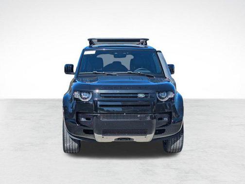 2022 Land Rover Defender 110 X-Dynamic SE