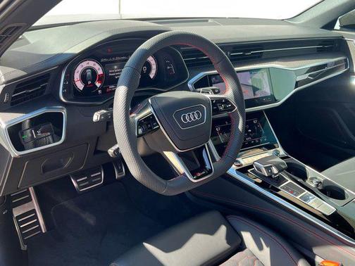 2025 Audi RS 6 Avant 4.0T