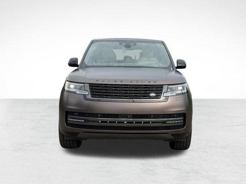 Tourmaline Brown SV Bespoke Ultra Metallic Satin 2026 Land Rover Range Rover P550e SE