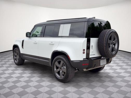 Fuji White 2026 Land Rover Defender P300 S