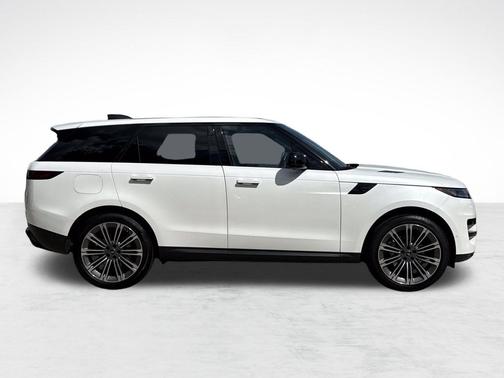 Ostuni Pearl White Metallic 2024 Land Rover Range Rover Sport SE