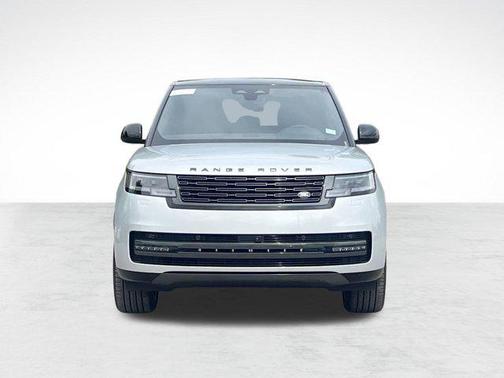 2025 Land Rover Range Rover P400 SE