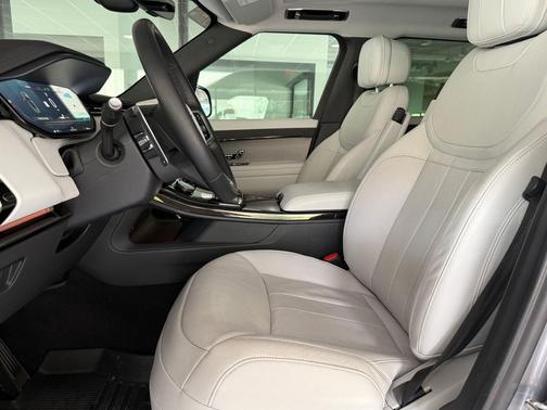 Eiger Grey Metallic 2023 Land Rover Range Rover Sport SE