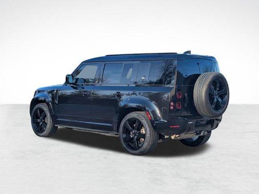 2023 Land Rover Defender 110 X-Dynamic SE