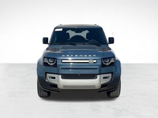 2025 Land Rover Defender 110 P300