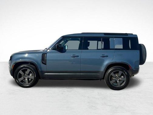 2025 Land Rover Defender 110 P300