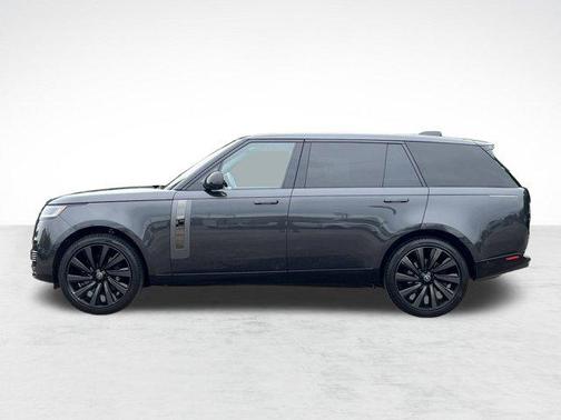 2023 Land Rover Range Rover SV
