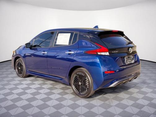 Deep Blue Pearl 2023 Nissan Leaf SV PLUS 60 kWh