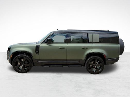 Woolstone Green Metallic 2026 Land Rover Defender P400 X-Dynamic SE