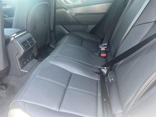 2026 Land Rover Range Rover Velar P250 SE R-Dynamic