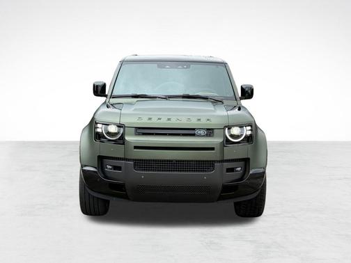 Woolstone Green Metallic 2026 Land Rover Defender P400 X-Dynamic SE