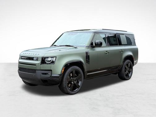 Woolstone Green Metallic 2026 Land Rover Defender P400 X-Dynamic SE