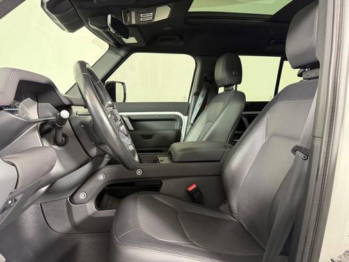 White 2023 Land Rover Defender 110 X-Dynamic SE
