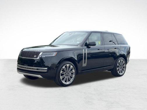 2025 Land Rover Range Rover P530 SE