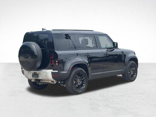2025 Land Rover Defender 110 P400 S