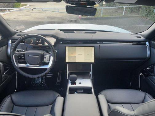 2025 Land Rover Range Rover P530 Autobiography
