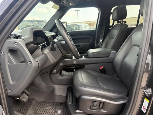 Carpathian Grey Premium Metallic 2024 Land Rover Defender X-Dynamic SE