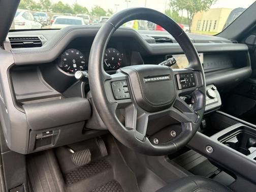 Carpathian Grey Premium Metallic 2024 Land Rover Defender X-Dynamic SE
