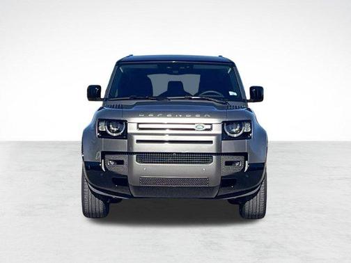 2025 Land Rover Defender 110 P400 X-Dynamic SE