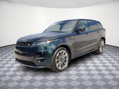 British Racing Green in Gloss Finish 2027 Land Rover Range Rover Sport SE