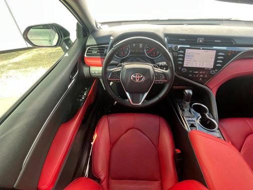 2020 Toyota Camry XSE