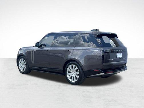 2023 Land Rover Range Rover P400 SE
