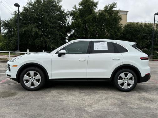 White 2020 Porsche Cayenne Cayenne