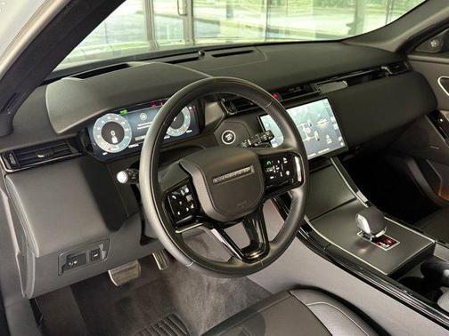 Arroios Grey Metallic 2025 Land Rover Range Rover Velar P250 SE R-Dynamic