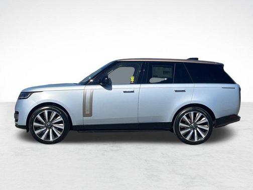 2025 Land Rover Range Rover P615 SV