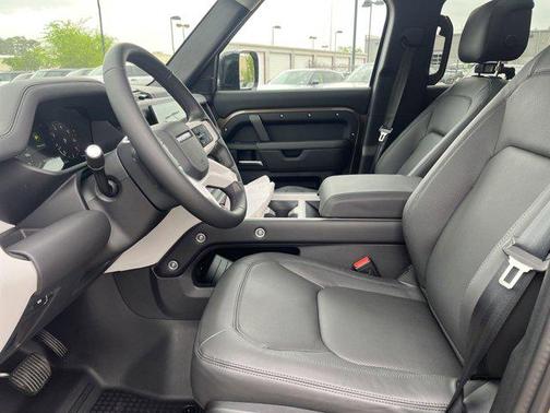 Gondwana Stone Metallic 2025 Land Rover Defender 110 P300