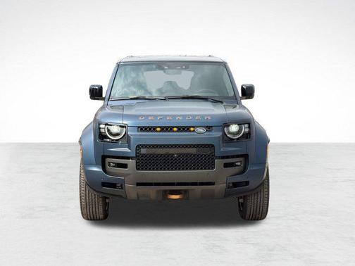 2026 Land Rover Defender P635 OCTA