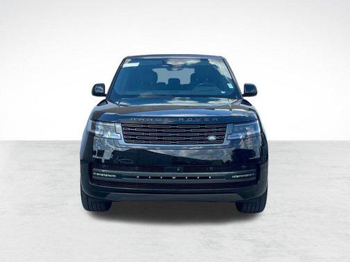 2025 Land Rover Range Rover P400 SE 7 Seat
