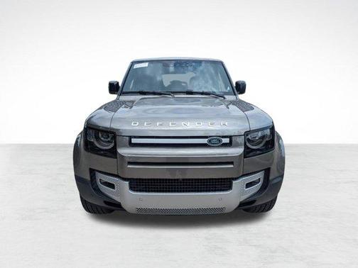 2024 Land Rover Defender 110 P500 SE