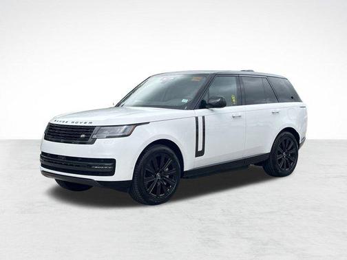 2025 Land Rover Range Rover P550e SE