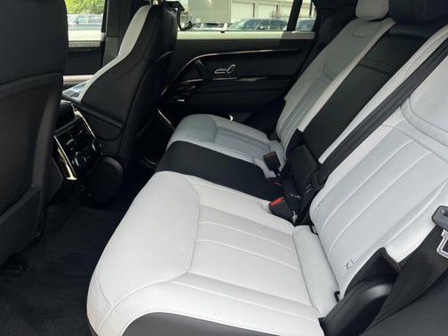 2025 Land Rover Range Rover Sport Autobiography