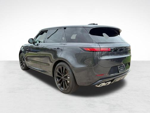 Carpathian Grey Premium Metallic 2026 Land Rover Range Rover Sport SE