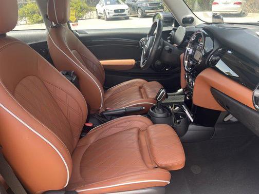2022 MINI Hardtop Cooper