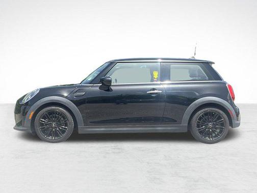 2022 MINI Hardtop Cooper