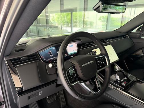 Charente Grey Premium Metallic 2026 Land Rover Range Rover Sport SE