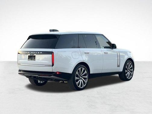 2025 Land Rover Range Rover P530 Autobiography