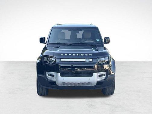 2025 Land Rover Defender 130 P300 S