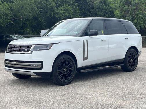 2025 Land Rover Range Rover P400 SE 7 Seat