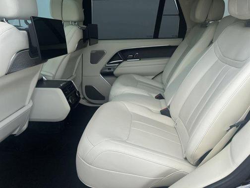 2024 Land Rover Range Rover P530 Autobiography